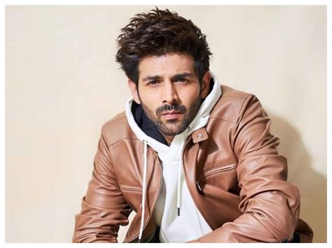 Kartik Aaryan becomes the first Indian actor to get his own Instagram ...