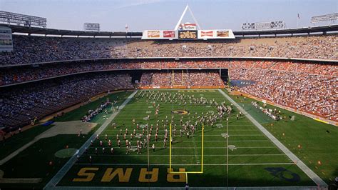 1985 - Anaheim Stadium : r/1980s