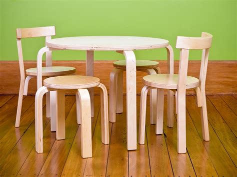 Things To Consider for Choosing Kids Table and Chairs