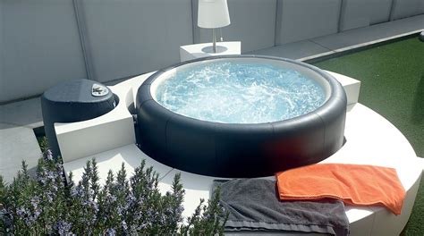 Différences entre Bain à bulles, jacuzzi ou bain bouillonnant…