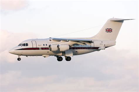 BAe 146 On Landing Approach Stock Photo - Image of avro, british: 1965190