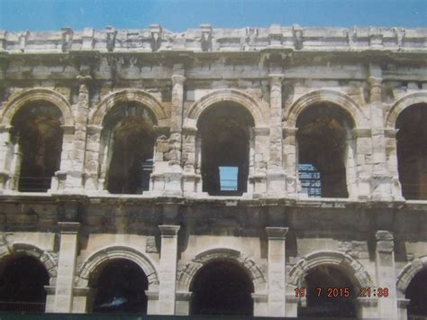 Nimes Roman Amphitheatre - WorldSmith