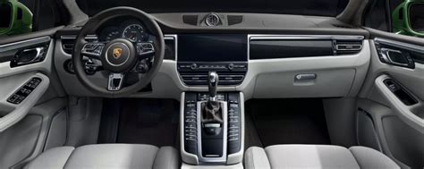 2021 Porsche Macan Interior | Fred Lavery Porsche Company