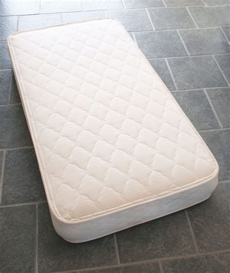 Certified Organic Natural Rubber Crib Mattress | Sleepworks