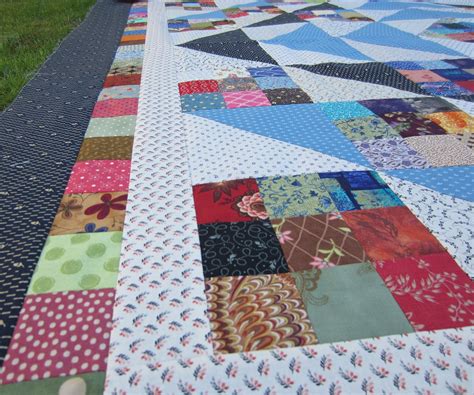 Sandy Quilts: Scrappy Nine Patch Quilt