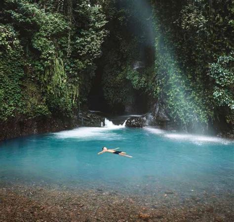 Visiting Blue Lagoon Waterfall in Buleleng - Wisata Diary