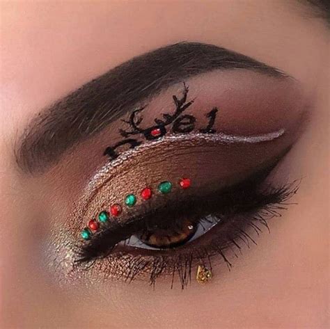 17 lindos maquillajes navideños para triunfar en Instagram