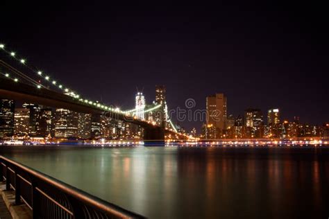 Pont De Brooklyn, New York La Nuit Photo stock - Image du fleuve ...