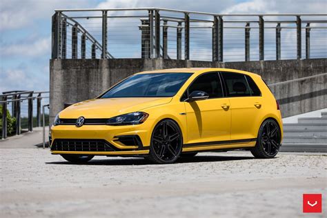 Volkswagen Golf R 7 Yellow Vossen HF-1 Wheel | Wheel Front