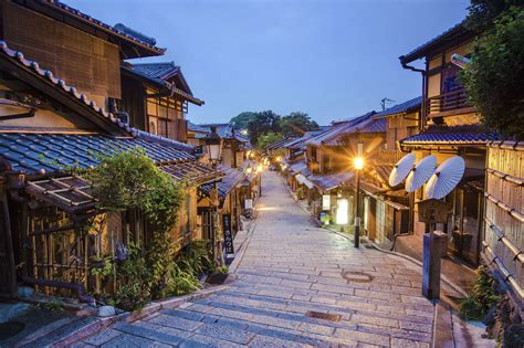 Gion Matsuri di Jepang, Festival Yang Penuh Ingar Bingar di Kyoto - Spesialist Trip ke Jepang ...