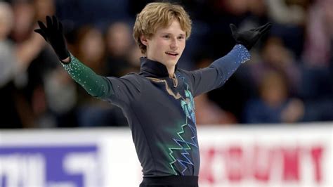 Americans Ilia Malinin, Chock/Bates win figure skating's Grand Prix Final - Yahoo Sports