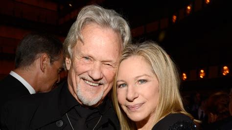 See Barbra Streisand and Kris Kristofferson's 'A Star Is Born' Reunion