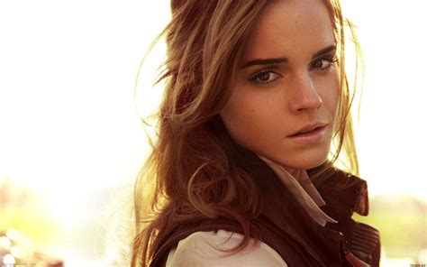 Emma Watson Wallpapers HD Free Download