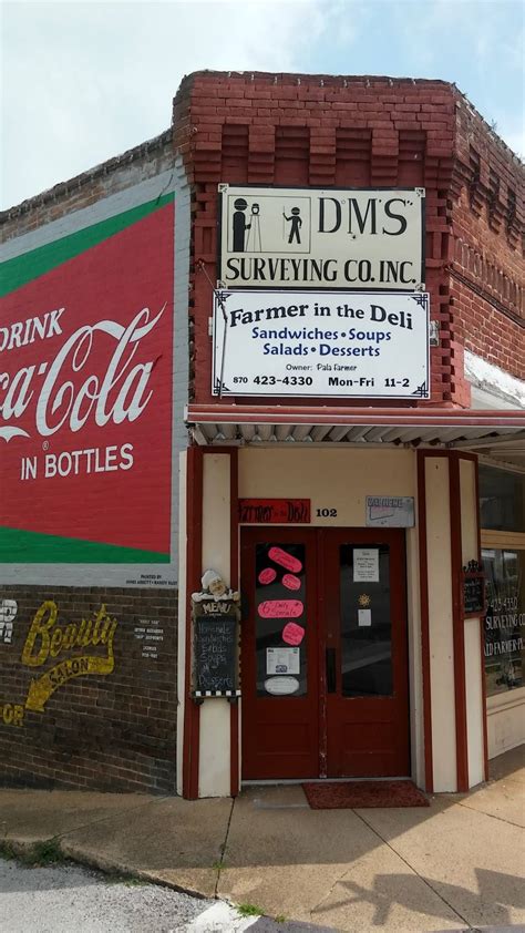 Farmer In The Deli | 102 E Church Ave, Berryville, AR 72616, USA