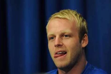 Everton FC forward Steven Naismith to pay for homeless Christmas lunch at Liverpool’s ...