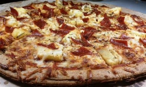 Pepperoni & Pineapple Pizza - Emily Bites | Recipe | Recipes, Light recipes, Pineapple pizza