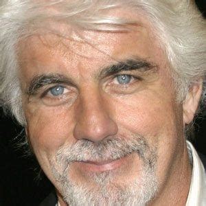 Michael McDonald (R&B Singer) - Age, Family, Bio | Famous Birthdays