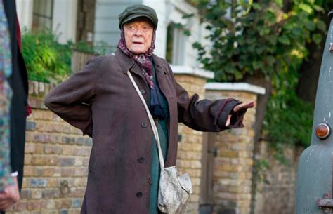 Maggie Smith: The Lady in the Van – Speakeasy News