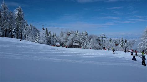 maribor-pohorje-ski-resort-skiers - TRAVELSLOVENIA.ORG – All You Need ...