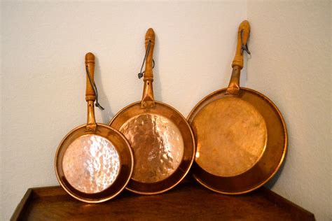 Set of 3 Hammered Copper Frying Pans Shabby Chic Country