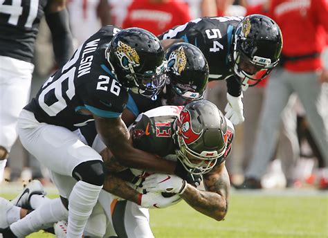 Jaguars vs. Buccaneers: Snap Count Analysis - Sports Illustrated ...