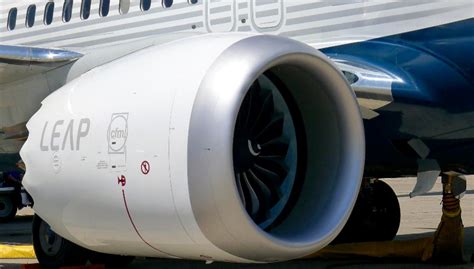 Boeing 737 Jet Engine