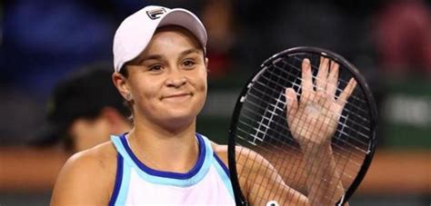 Ashleigh Barty, No. 1 in the ranking WTA - Slazenger Heritage