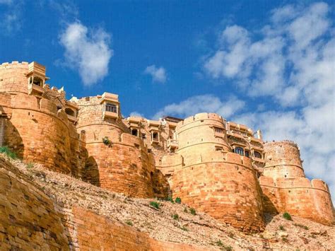 Jaisalmer Travel Guide: 10 Best Places to Visit in Jaisalmer for an Unforgettable Trip - Meander ...