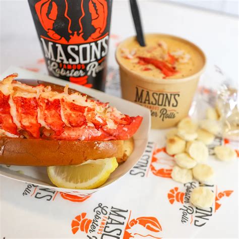 Mason's Famous Lobster Rolls - Pier Village