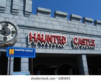 Haunted Castle Ride Stock Photo 1085855 | Shutterstock