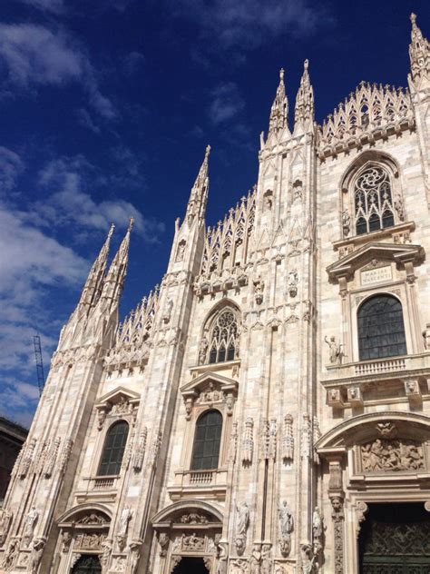 【携程攻略】米兰Cathedral Square景点,米兰大教堂广场，米兰标志性的地标，来米兰如果没有来过这里就好比去…