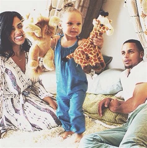 riley curry family photo Cute Family, Baby Family, Family Goals ...