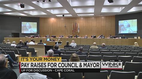 City discusses raise for Cape Coral mayor, council