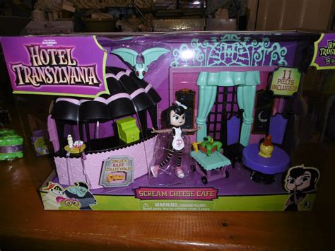 Madhouse Family Reviews: Hotel Transylvania toys range (review)