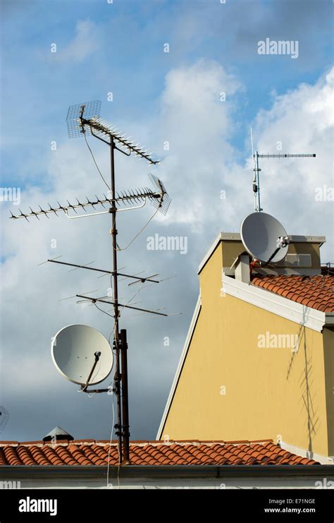 Multiple Aerials And Antennas on Rooftop Stock Photo - Alamy