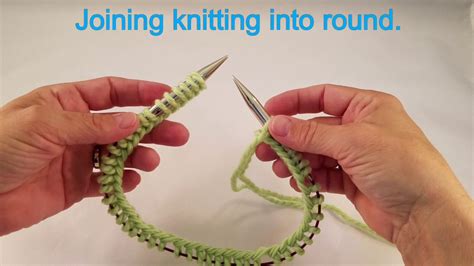 Joining knitting into round. - YouTube