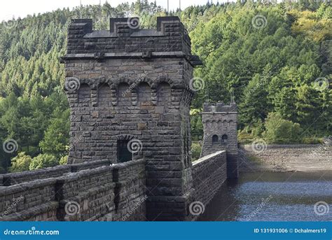 Derwent Dam stock photo. Image of architecture, close - 131931006