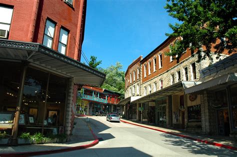 15 Best Things To Do in Eureka Springs, Arkansas