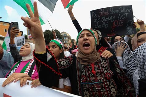 Protesters demand Gaza ceasefire - October 28, 2023 | Reuters