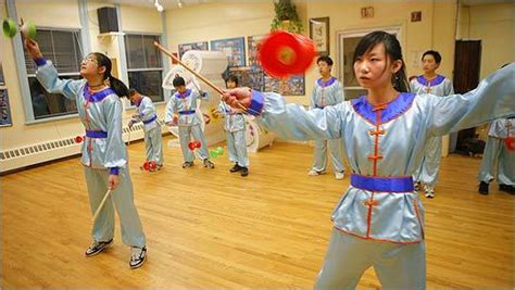 Mastering Chinese yo-yo is no easy trick - The Boston Globe