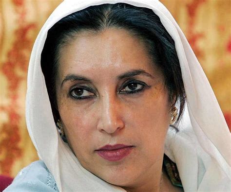 Benazir Bhutto Biography - Childhood, Life Achievements & Timeline