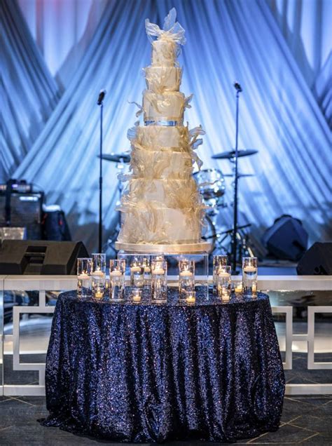 Michael Oher, Who Inspired 'The Blind Side', Shows Off His Nearly 5-Foot Wedding Cake Covered in ...