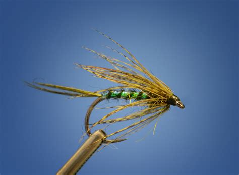 Fly Tying with UV: An Effective Drake soft hackle - Fly Fish Food