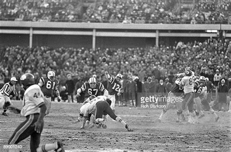 119 1969 Nfl Playoffs Photos & High Res Pictures - Getty Images