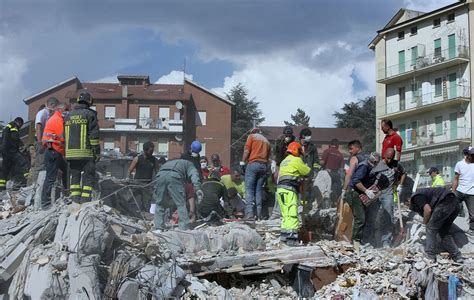 WORLD'S AMAZING THINGS: The L'Aquila earthquake