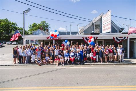 The 20 Best Seafood Restaurants in Massachusetts