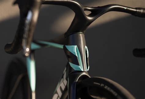 Bianchi’s new Oltre ‘Air Deflector’ tech isn’t UCI legal - Electric ...