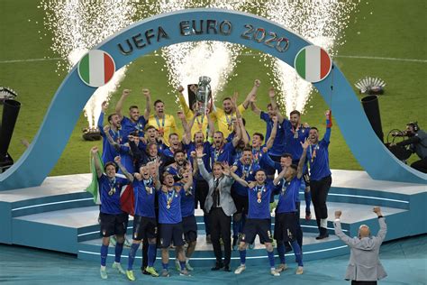 Why are Italy not in the World Cup 2022?