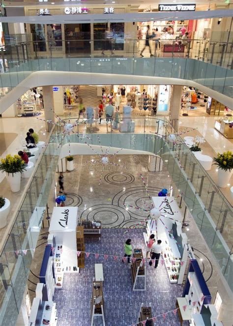 Shopping Mall in Hangzhou, China Editorial Image - Image of mall, store ...