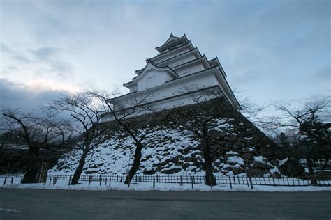 Aizu Wakamatsu Castle -White five-story main tower endured harsh battle ...